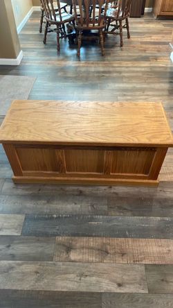 Wooden Storage Chest / Blanket Trunk