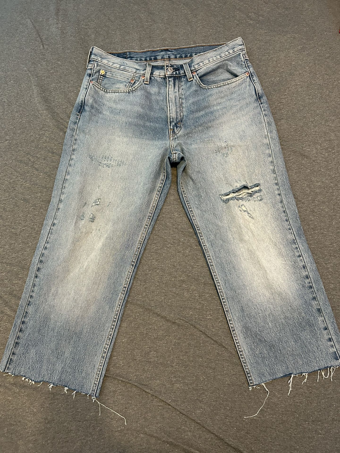 Levis,blue jeans, medium