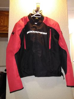 MOTORCYCLE JACKET NEVER WORN SIZE XL 130 OBO ALSO TRADE FOR GOLD JEWLERY