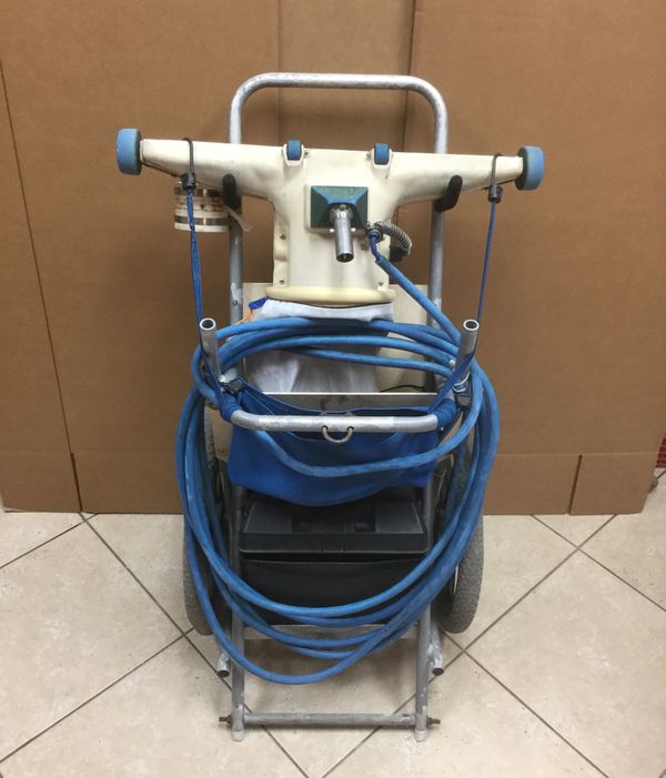 HAMMERHEAD POOL VACUUM 30” With On Board Charger and Battery for Sale in Coral Springs, FL OfferUp