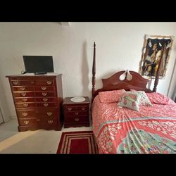 🌹VINTAGE TALL CHEST- 5 DRAWER CHERRY WOOD COLOR🌹