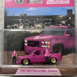 M2 Machines 1988 GMC SIERRA 1500 Custom GTA TRANS AM 1/64 Diorama (R04 24-15)