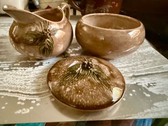 Vintage MCM Gladys Keystone Pottery Pine Cone Creamer & Sugar Set Made in South Dakota