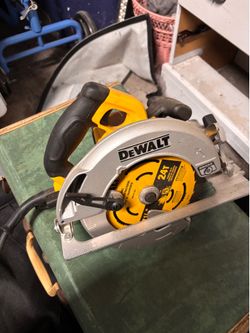 dewalt 15 amp circular saw