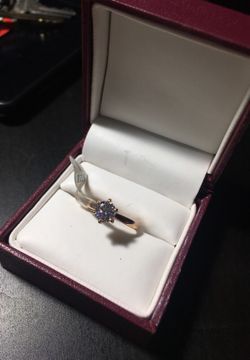 Rose gold plated ring with Swarovski Crystal center stone