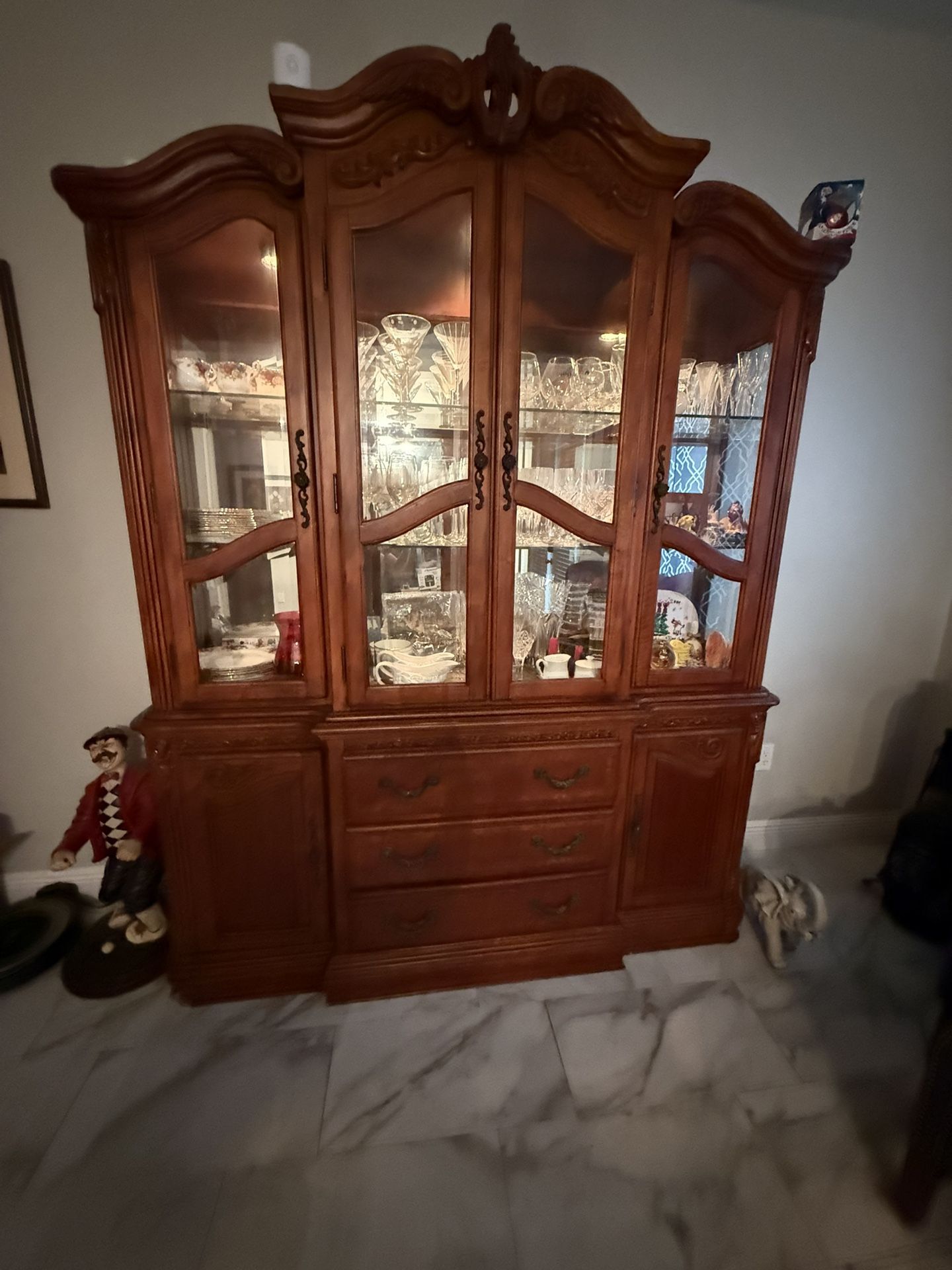 Wooden China Cabinet/ hutch with light $80