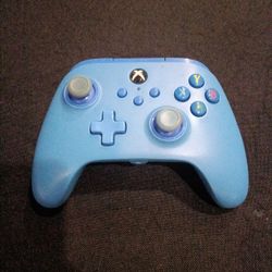 Xbox One Controller.