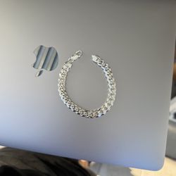 Silver Cuban Link Bracelet 8”