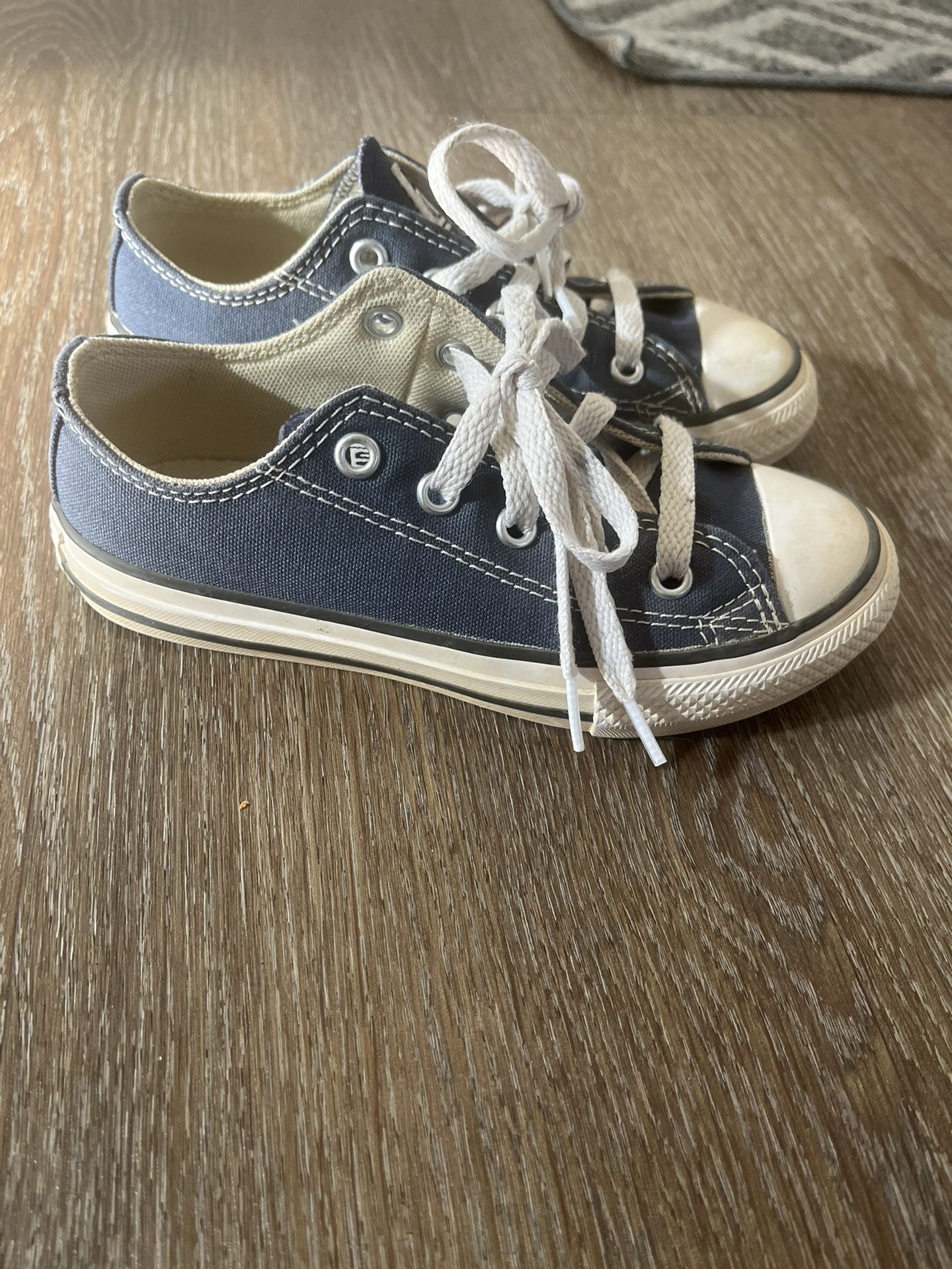 Converse Kids Size 12