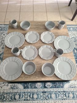 16 piece dinnerware set