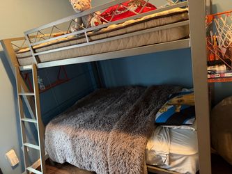 Bunk bed