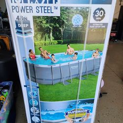 NIB ABOVE GROUND POOL 18FT X 9Ft (48in}
