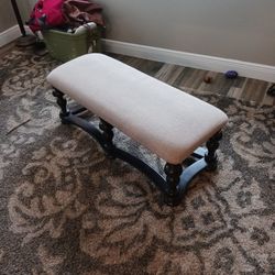 Beautifull BENCH. FREE BLANKET