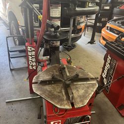 Used RANGER  Balancer  DST 2420, And  Power Assist Tire Changer , Tim Guard Clamp System , Up Yo 26 Inch Wheels, Asking 4800. 