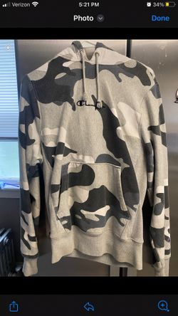 Champion hoodie small