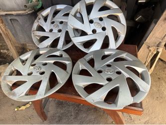 2016 Prius Tire hub caps