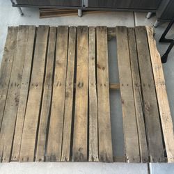 Free Pallet!