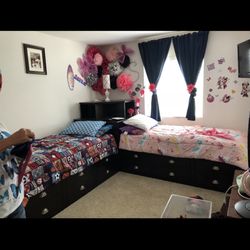 Twin Beds 