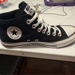 Converse Mid tops 7.5