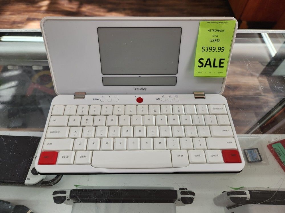 Freewrite Traveler By Astrohaus