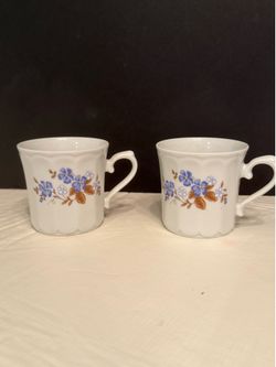 2 Tea Mugs