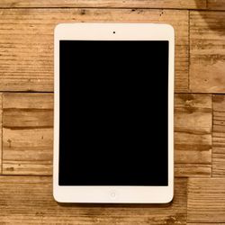 Apple iPad Mini (1st Gen) 32GB WiFi + Cellular