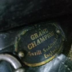 English Saddle