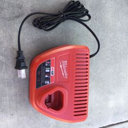 Milwaukee m12 charger