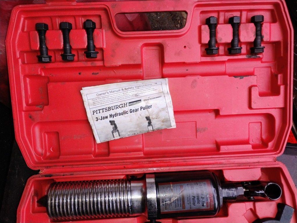 3 Jaw hydraulic gear Puller