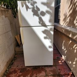 Magic Chef Refrigerator 4 sale - $50