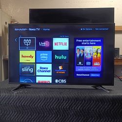 50 Inch Roku 4k Smart Beautiful Tv Comes With Remote Control Shows Great Quality Clear Picture Works Fantastic Guaranteed 