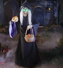 Disney Villains 5.5 ft Animated LED Evil Queen Witch Animatronic prop