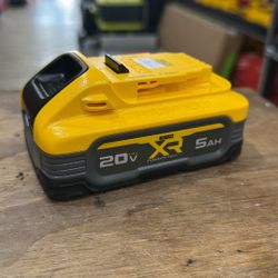 DEWALT 20V MAX XR POWERSTACK Lithium-Ion 5.0Ah Battery