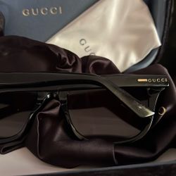 Gucci sunglasses 