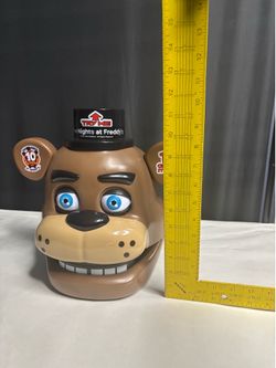Five Nights At Freddy's 10 YEARS Animatronic Freddy Lights Sound..