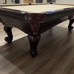 Excellent Condition Pool Table (8’x4’) Delivery & Setup Included