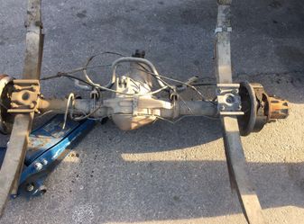 FORD 1 TON DIFFERENTIAL!!