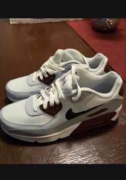 Nike Air max 90 youth 5.5  NO BOX!!!!!!