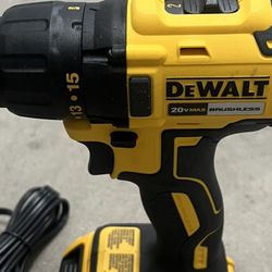 Dewalt 20 V Max Drill