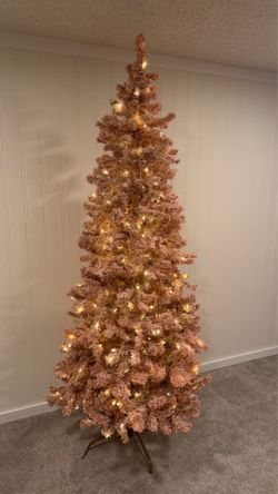 6.5’  Flocked  pink/gold  Christmas Tree