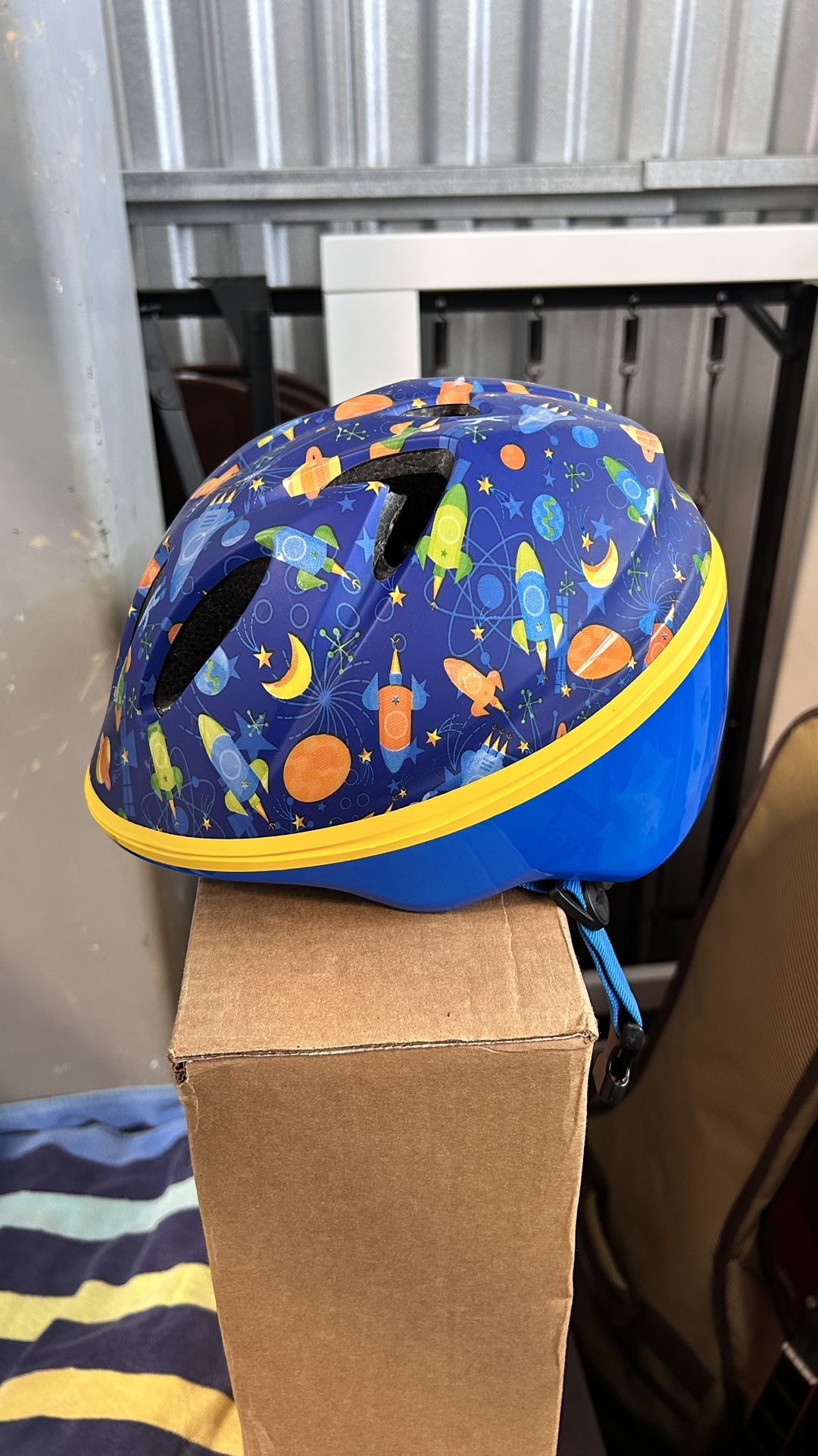 Schwinn Kid Bicycle Helmet