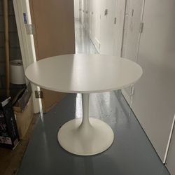White Dinner Table 