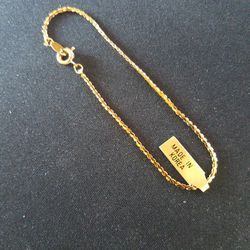 10 NEW 7" Gold Tone Bracelet / Anklet NWT