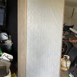 2 King Box Spring In Great Condition 