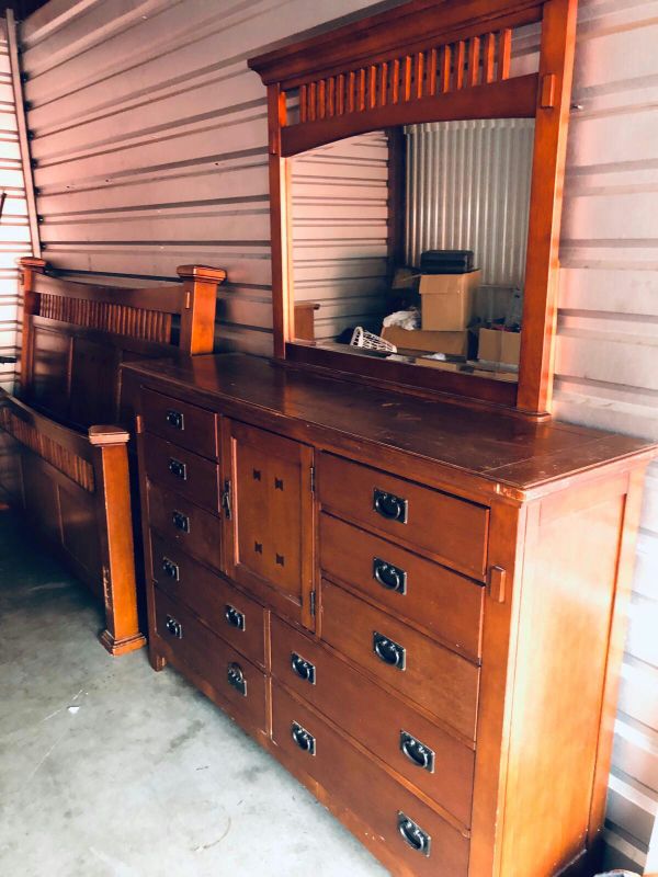 St. Petersburg Furniture Sale