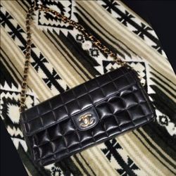 chocolate bar coco Chanel purse