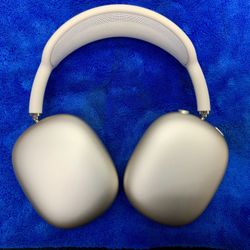 Apple AirPods Max Wireless Bluetooth Headphones BT Over-Ear Pad A3184 USB-C Music Audio Sound Podcast Studio Noise Cancellation Earphones Starlight