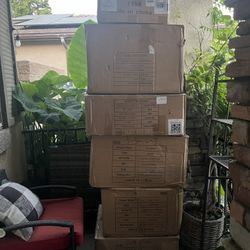 6 Free Empty Boxes 