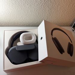 Brand New AirPod Max - Midnight