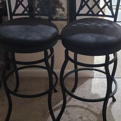 2 Kitchen Bar Stools